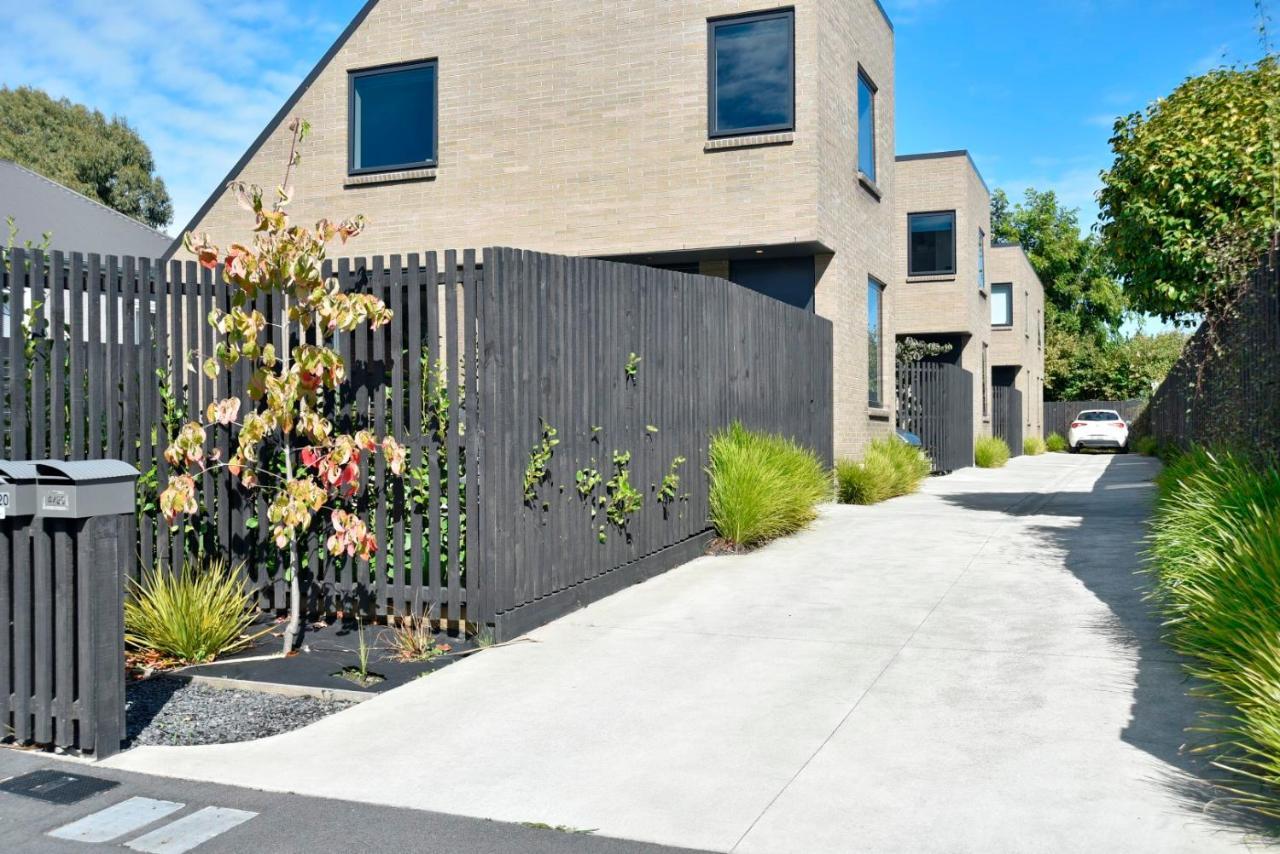 Urban Escape Addington Townhouse Walk To Stadium & Cafes Christchurch Exterior foto